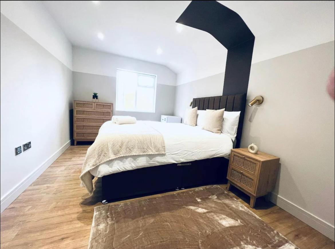 London South Charming Ensuite Look Like Hotel Designer Room Bagian luar foto