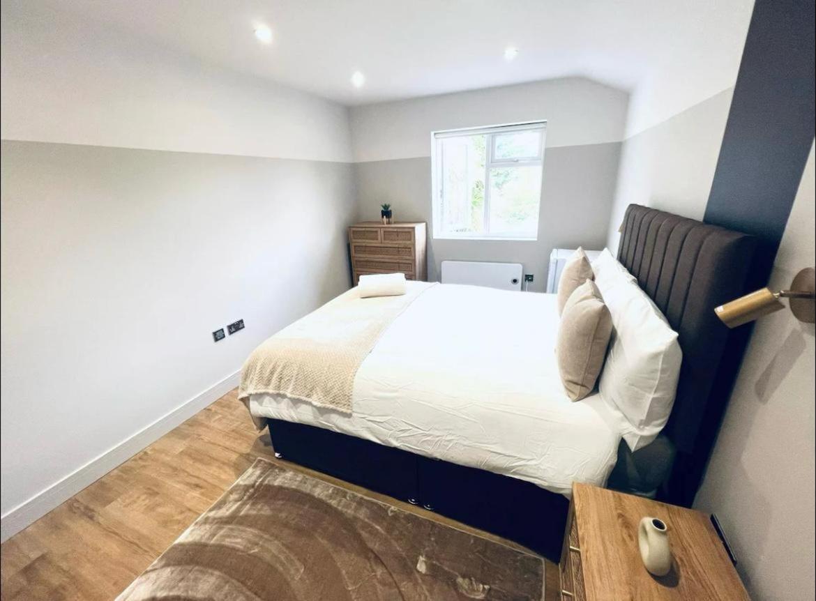 London South Charming Ensuite Look Like Hotel Designer Room Bagian luar foto