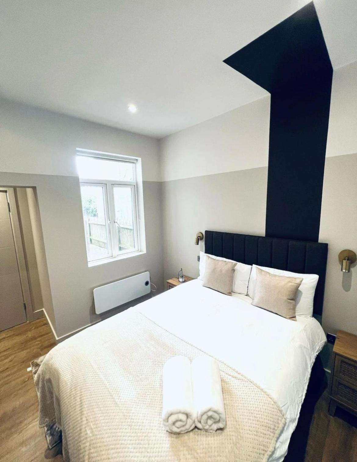 London South Charming Ensuite Look Like Hotel Designer Room Bagian luar foto