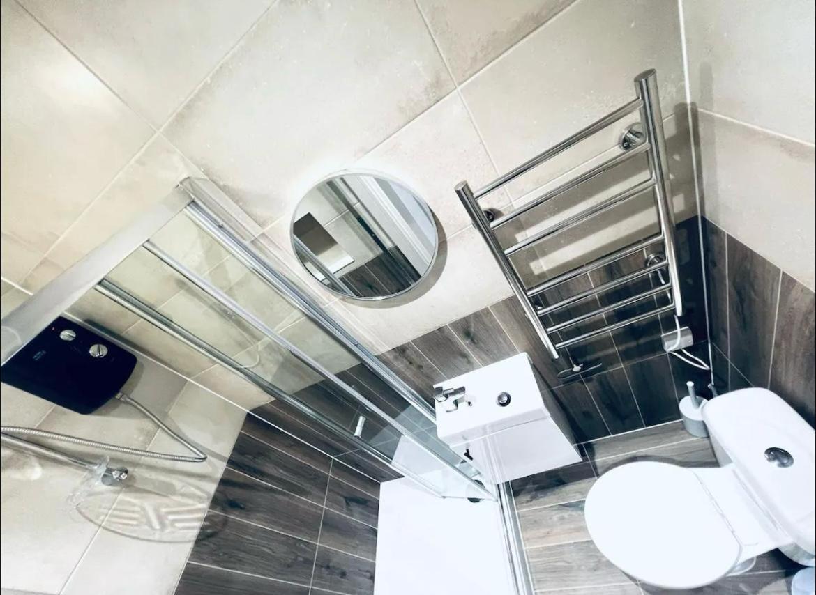 London South Charming Ensuite Look Like Hotel Designer Room Bagian luar foto