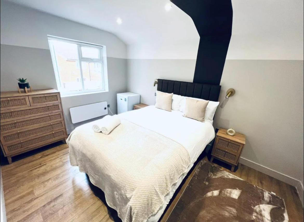 London South Charming Ensuite Look Like Hotel Designer Room Bagian luar foto