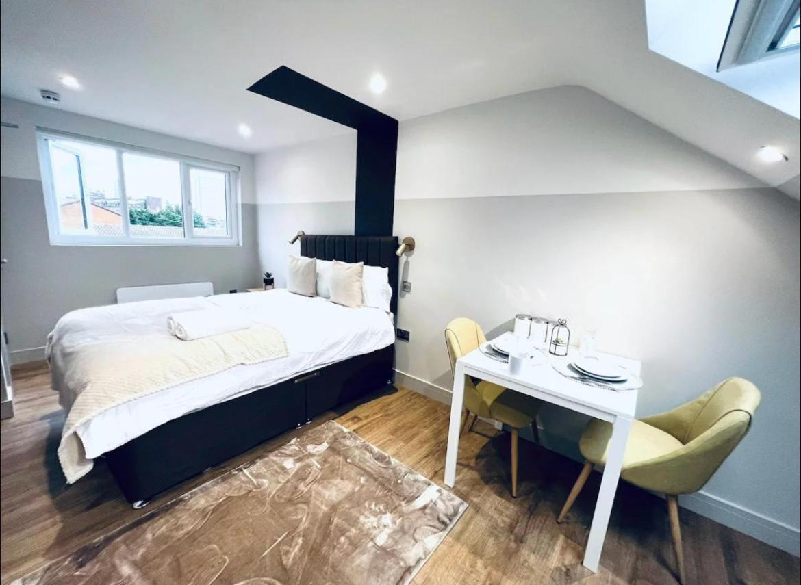 London South Charming Ensuite Look Like Hotel Designer Room Bagian luar foto