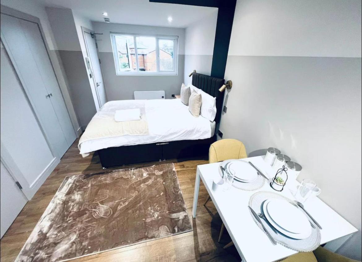 London South Charming Ensuite Look Like Hotel Designer Room Bagian luar foto