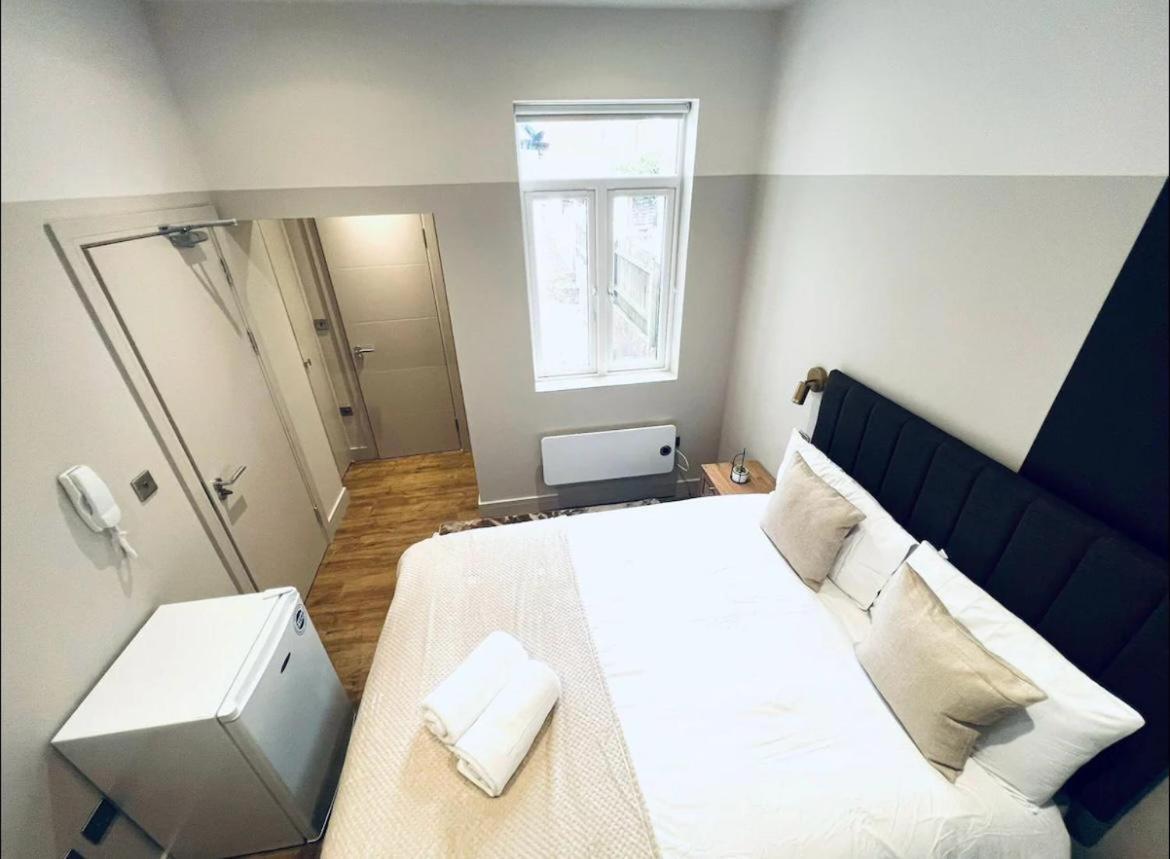London South Charming Ensuite Look Like Hotel Designer Room Bagian luar foto