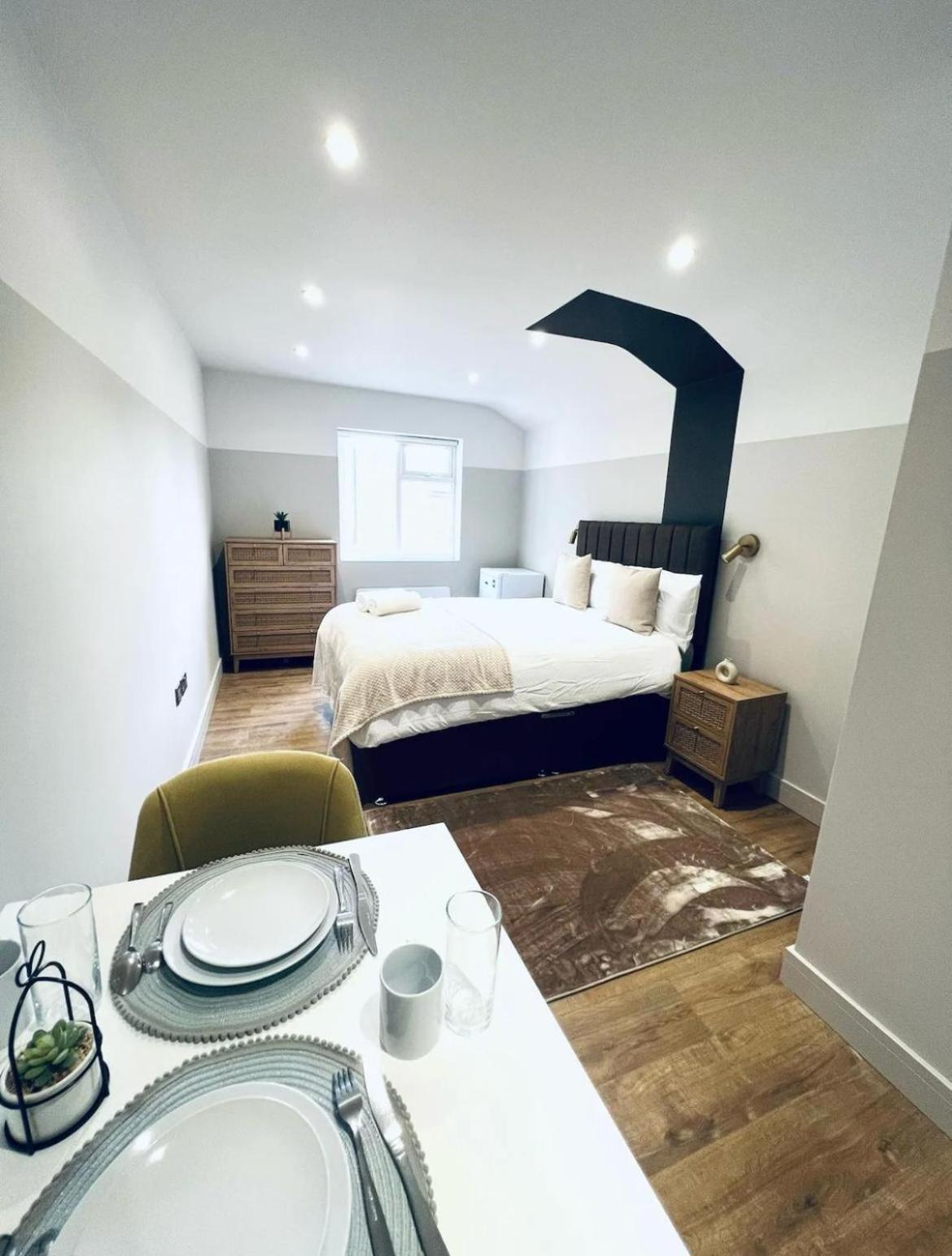 London South Charming Ensuite Look Like Hotel Designer Room Bagian luar foto