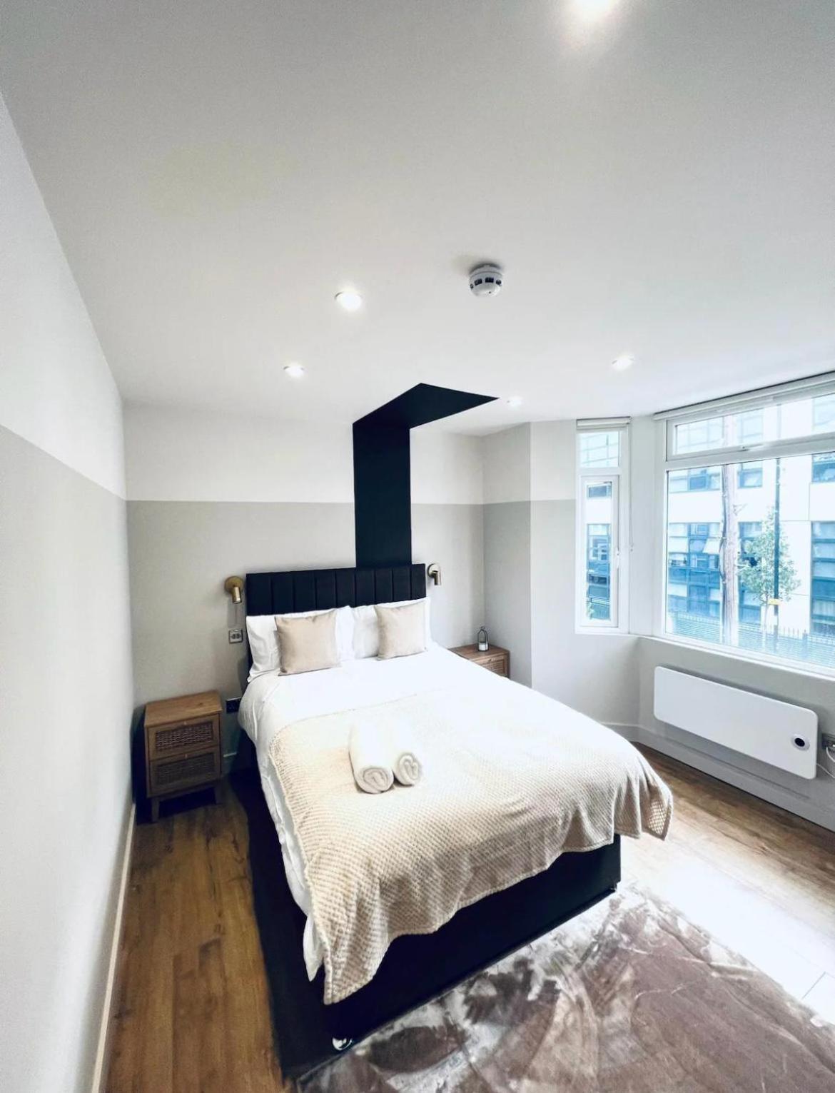 London South Charming Ensuite Look Like Hotel Designer Room Bagian luar foto